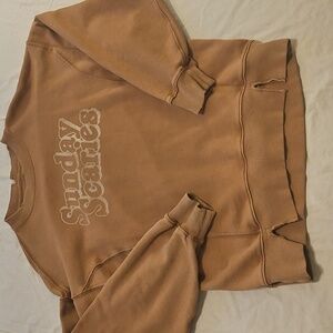 American Eagle oversized chill crew